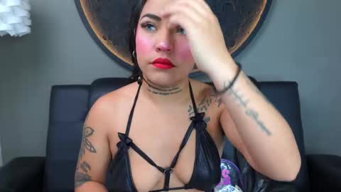 Vaiolette online show from 02/06/26, 11:02