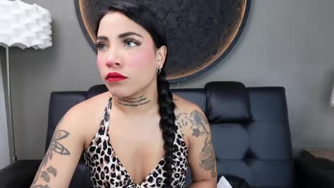 Vaiolette online show from 04/10/26, 11:04