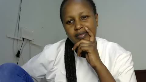 miss_vall online show from 12/31/24, 01:19