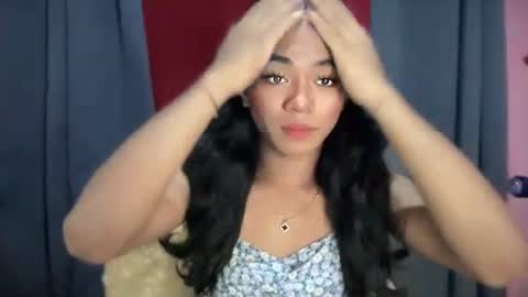 miss_veron_xoxo online show from 11/10/25, 09:19