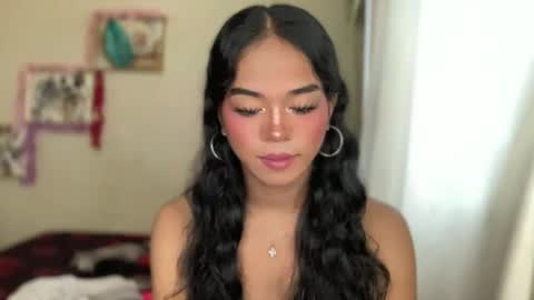 miss_veron_xoxo online show from 12/18/25, 06:30