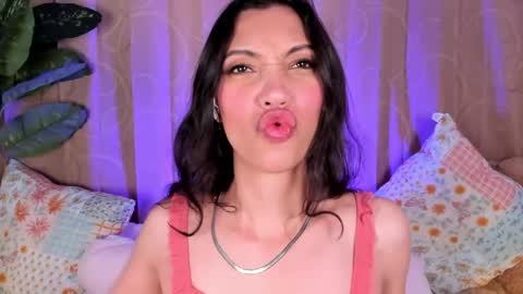 Miss Veronica online show from 06/01/26, 01:13