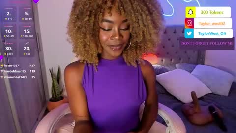 Snapshot of miss_west chatting on 03/08/25, 11:58 Tay Tay Independent Model online show from 03/08/25, 11:58