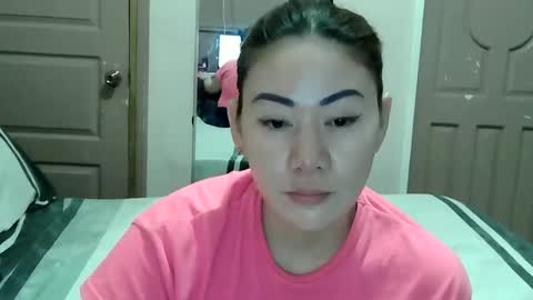 HOT MOMMY ZEPHYR online show from 02/15/26, 03:36