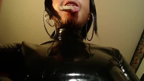 Anarkitten  online show from 04/08/26, 08:42