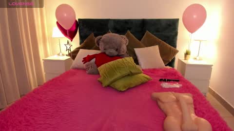 Angelina online show from 03/11/25, 05:16