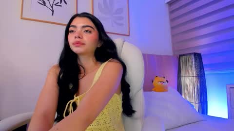 Ariadna Ruiz online show from 03/12/26, 12:00