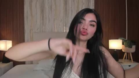 Ariadna Ruiz online show from 03/18/26, 12:25