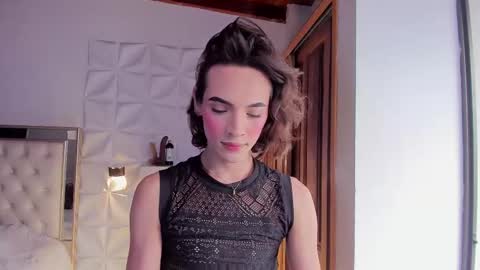 Mis Ari online show from 11/29/25, 08:12