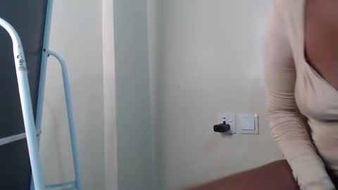 callmebaby online show from 03/11/26, 01:44