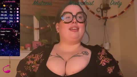 Snapshot of missbika chatting on 01/21/25, 04:43 Miss Bika online show from 01/21/25, 04:43