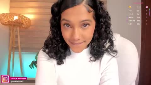 Snapshot of missbrasil_ chatting on 10/15/25, 12:27 Sara Vanegas online show from 10/15/25, 12:27