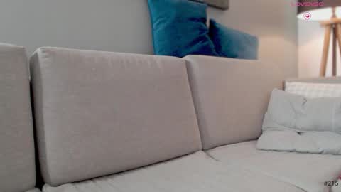 Snapshot of missbren_01 chatting on 12/13/25, 08:14 Brenda online show from 12/13/25, 08:14