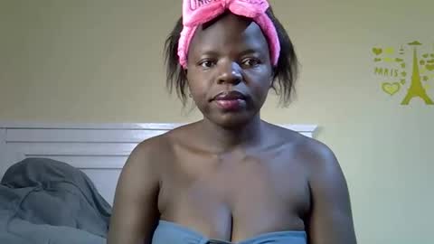 Snapshot of misscandy352_ chatting on 03/23/26, 10:30 misscandy352_ online show from 03/23/26, 10:30