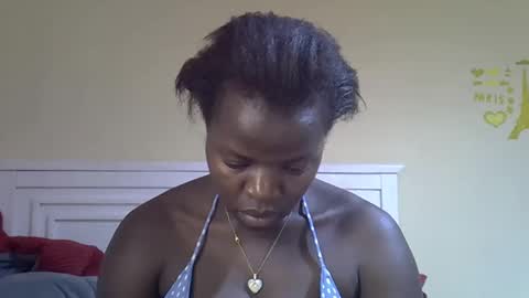 Snapshot of misscandy352_ chatting on 04/12/26, 09:47 misscandy352_ online show from 04/12/26, 09:47