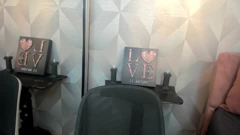 Misscarlet 26 online show from 03/20/26, 02:44