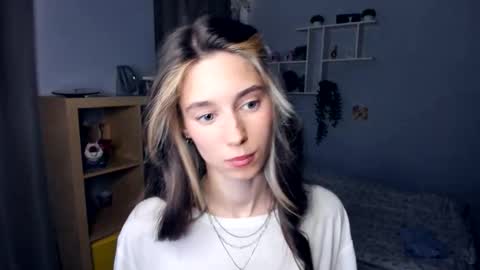 Shelley online show from 09/09/25, 07:19