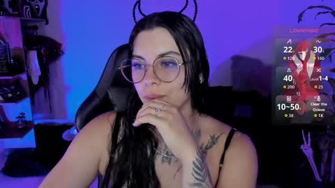 Missy Charlottte.  Hey remember to give me a thumbs up ty online show from 10/04/25, 04:10