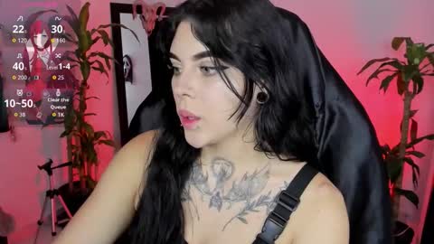 Missy Charlottte.  Hey remember to give me a thumbs up ty online show from 12/14/25, 02:39