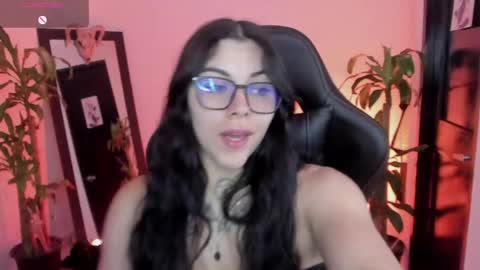 Missy Charlottte.  Hey remember to give me a thumbs up ty online show from 04/03/26, 03:37