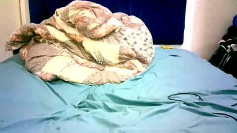 Snapshot of misscuteberry chatting on 12/02/25, 10:20 VAL online show from 12/02/25, 10:20