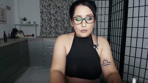 Snapshot of missdyaa chatting on 06/18/26, 09:41 Miss online show from 06/18/26, 09:41