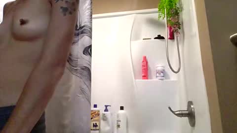 MissEeva online show from 04/28/26, 06:13