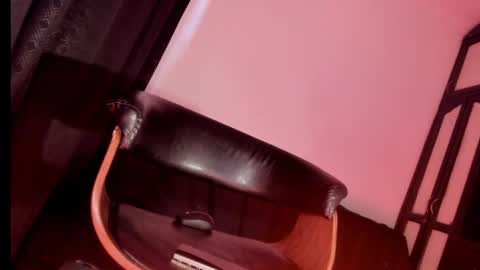 Snapshot of misselissehillx chatting on 09/24/25, 11:46 Miss Elisse H. online show from 09/24/25, 11:46
