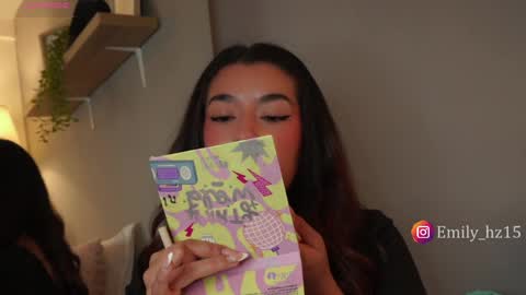 Yuliana online show from 04/06/26, 09:43