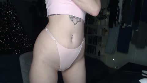 missfiti online show from 12/14/24, 02:21