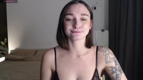 missfiti online show from 12/01/25, 02:00