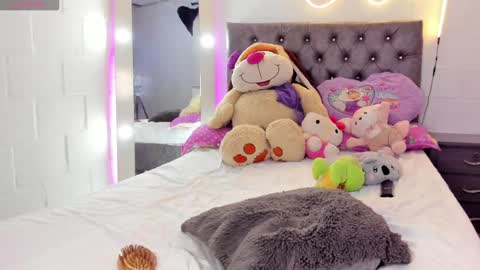 Gisell   Gigi online show from 12/30/24, 08:36