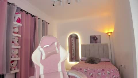 Snapshot of missgissel chatting on 05/24/26, 02:33 Gisell Gigi online show from 05/24/26, 02:33