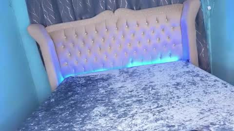 im your queen steffie online show from 09/24/25, 11:30