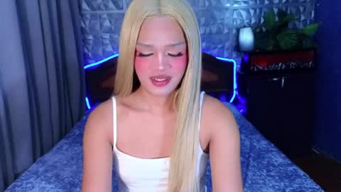 Snapshot of missionary_addiction_cumshot chatting on 06/08/26, 12:05 im your queen steffie online show from 06/08/26, 12:05