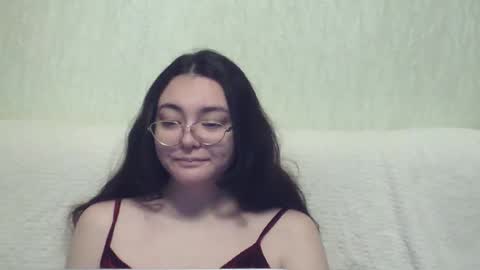 missis mona online show from 12/18/24, 06:53