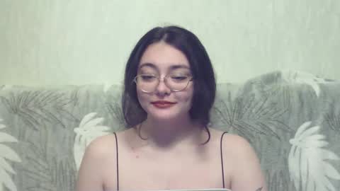 Snapshot of missis_monica_ chatting on 12/11/24, 12:44 Monica online show from 12/11/24, 12:44