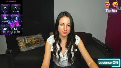 Snapshot of missis_sofiia chatting on 12/12/24, 01:06 Sofia online show from 12/12/24, 01:06