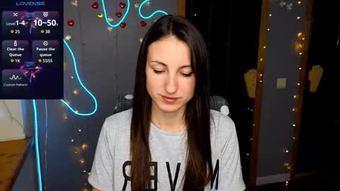 Snapshot of missis_sofiia chatting on 09/26/25, 11:58 Sofia online show from 09/26/25, 11:58