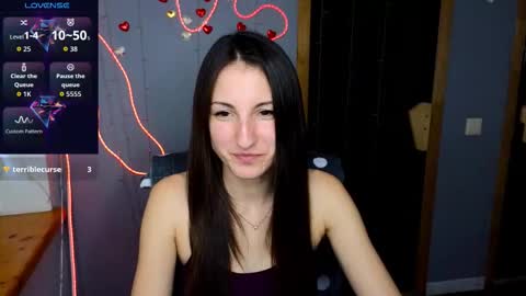 Snapshot of missis_sofiia chatting on 10/09/25, 12:47 Sofia online show from 10/09/25, 12:47
