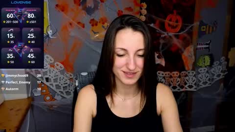 Snapshot of missis_sofiia chatting on 10/30/25, 01:01 Sofia online show from 10/30/25, 01:01