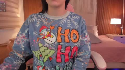 Bella Castillo online show from 12/27/24, 11:39