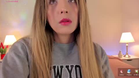 Bella Castillo online show from 10/02/25, 12:45