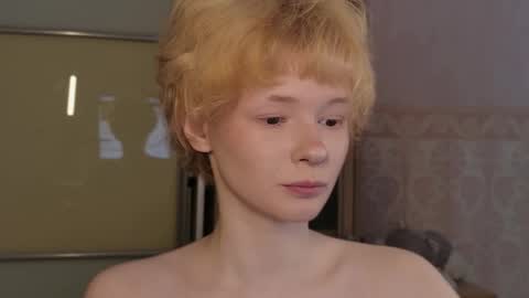 Snapshot of misska__ chatting on 05/11/26, 01:28 BONYA online show from 05/11/26, 01:28
