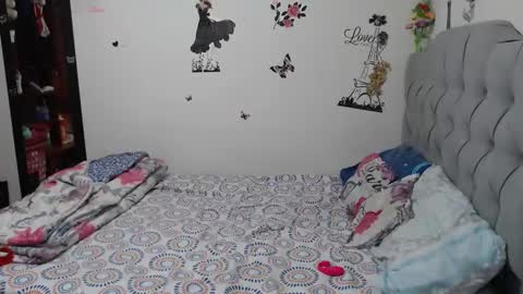 misskarol18 online show from 01/17/25, 07:16