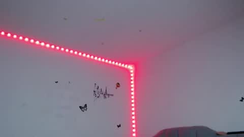 misskarol18 online show from 10/17/25, 12:52