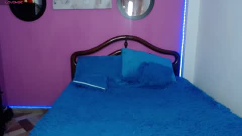 Snapshot of misskassandraa_ chatting on 01/27/25, 12:12 kassandra lazcano online show from 01/27/25, 12:12