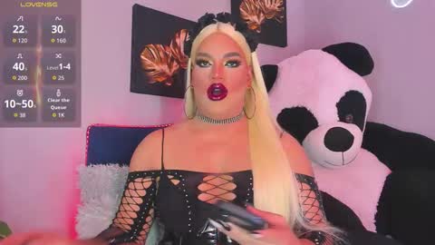 Snapshot of misskassandraa_ chatting on 09/17/25, 01:18 kassandra lazcano online show from 09/17/25, 01:18