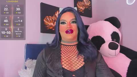 Snapshot of misskassandraa_ chatting on 10/11/25, 01:16 kassandra lazcano online show from 10/11/25, 01:16