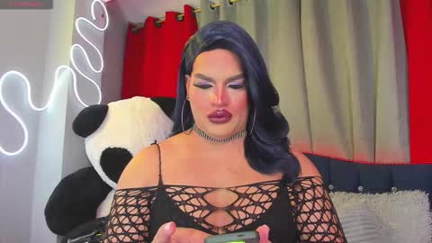 Snapshot of misskassandraa_ chatting on 11/02/25, 10:45 kassandra lazcano online show from 11/02/25, 10:45